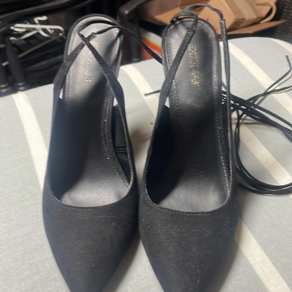 Black lace up stiletto heel - Picture 4 of 7